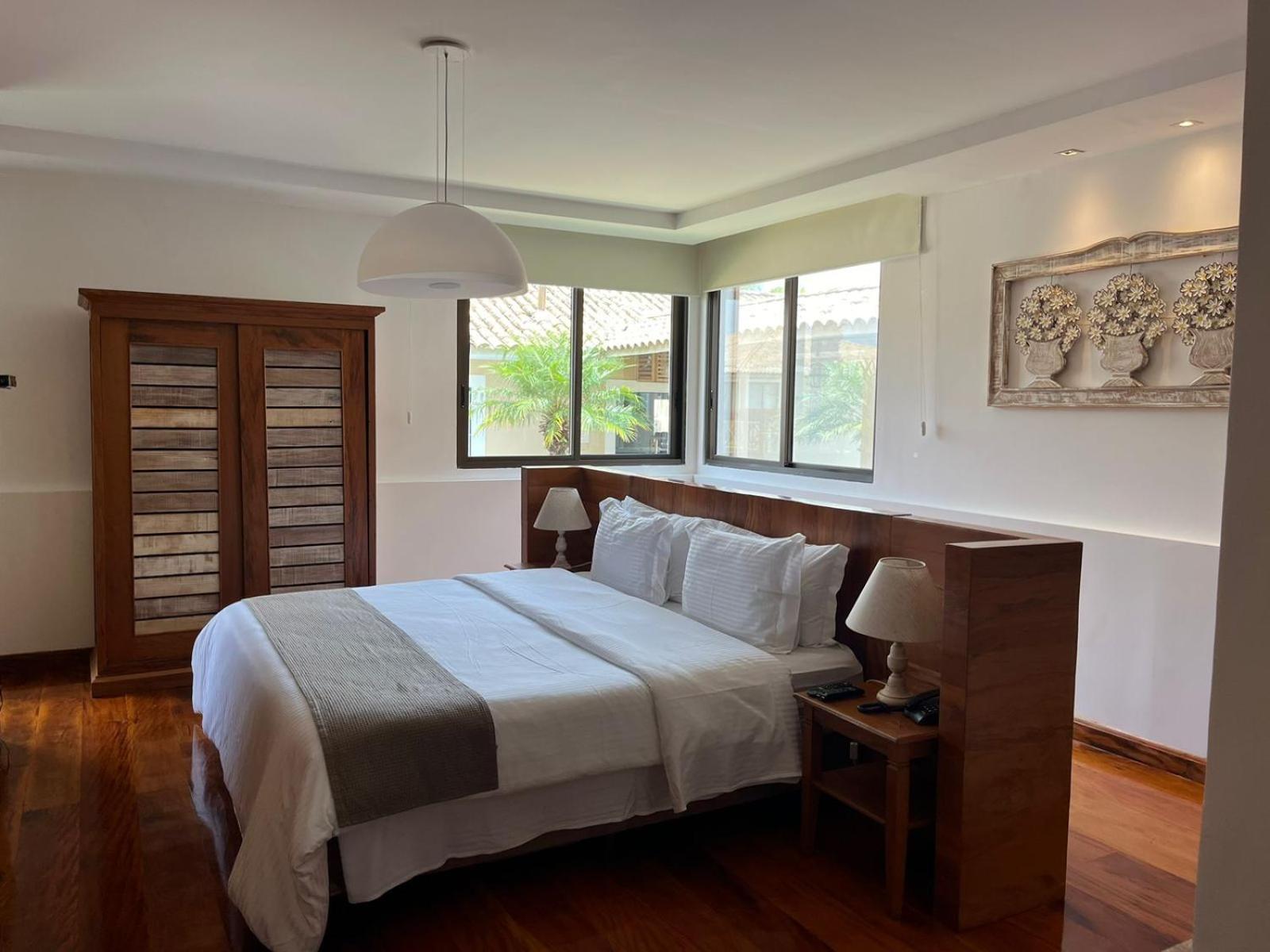 Santissimo Resort ทีราเดนเจส ภายนอก รูปภาพ