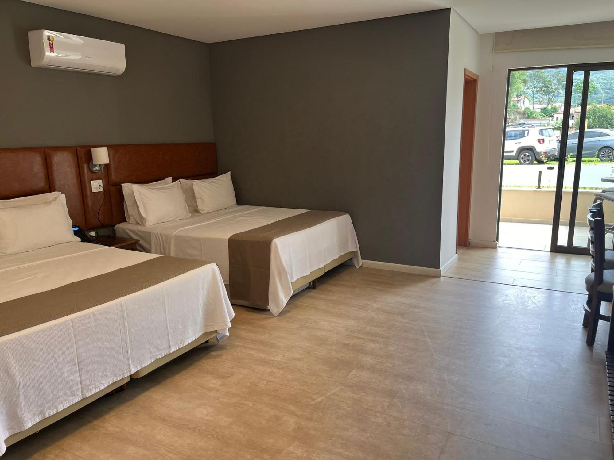 Santissimo Resort ทีราเดนเจส ภายนอก รูปภาพ