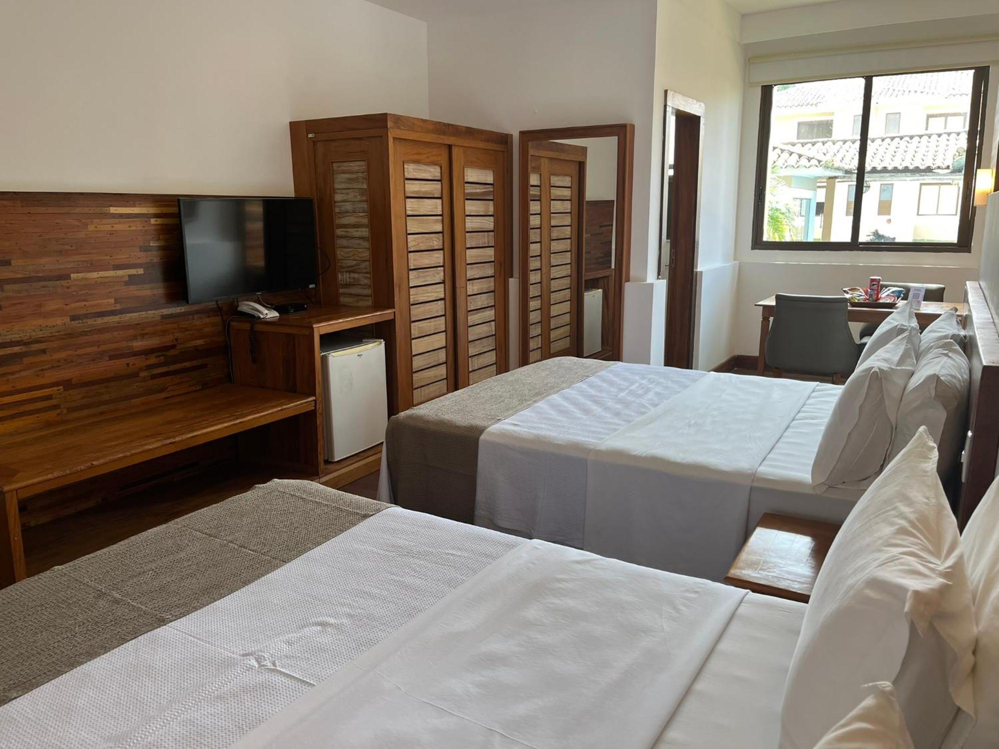 Santissimo Resort ทีราเดนเจส ภายนอก รูปภาพ